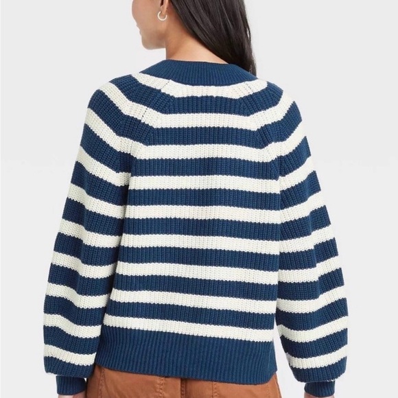 NWT sweater from Target - Picture 4 of 4